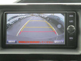 バックカメラ付き♪車庫入れ、バックでの駐車時に後方が見える事での安心感は大きいです☆一度装備したら外せなくなるアイテムです♪