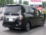 セレナ 2.0 ハイウェイスター V 