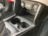 ドリンクホルダー装備☆2つ口がとっても便利ですね☆