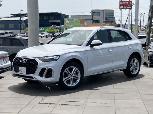 Q5 40 TDI クワトロ Sライン ディーゼル 4WD 