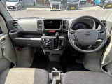 NV100クリッパー DX ハイルーフ 5AGS車 