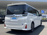 ヴォクシー 2.0 ZS 煌III 
