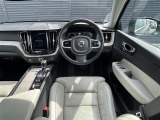 XC60  D4 AWD インスクリプション 4WD 本革シート