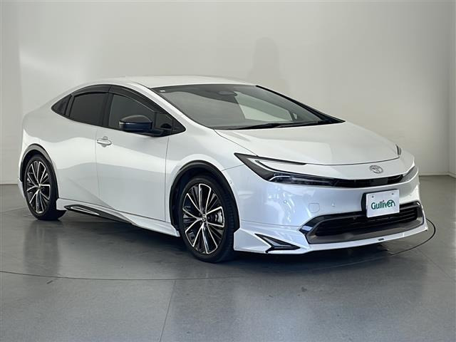 プリウス 2.0 Z E-Four 4WD 本革シート