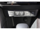 ヤリス 1.5 ハイブリッド Z 後期モデル純正8型Dオーディオ温熱シート