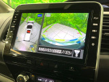 【アラウンドビューモニター】専用のカメラにより、上から見下ろしたような視点で360度クルマの周囲を確認することができます☆死角部分も確認しやすく、狭い場所での切り返しや駐車もスムーズに行えます。