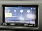お車選びをお楽しみ頂けるよう、在庫車の展示スペースを十分に確保しております。
