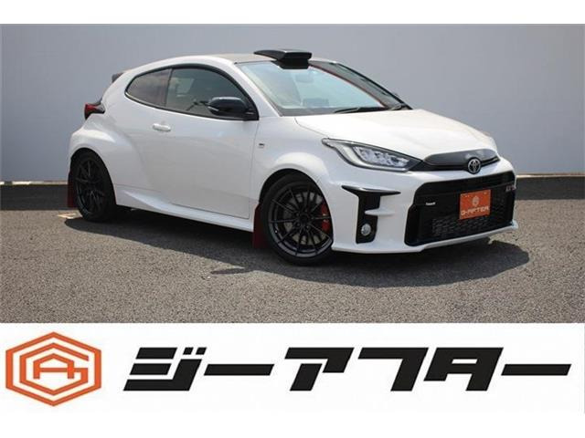 GRヤリス 1.6 RZ ハイ パフォーマンス 4WD ルーフベンチレータ社外マフラマットガード