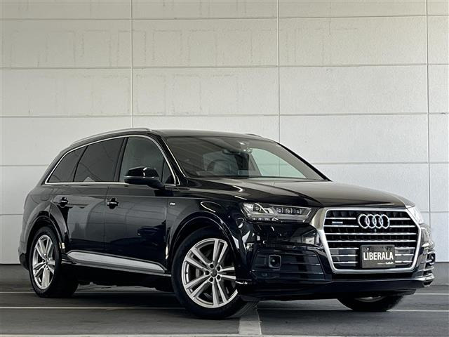 Q7 2.0 TFSI クワトロ 4WD 4WD 本革シート