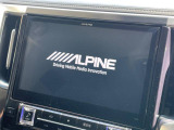 BIG-X10インチナビ】人気の大画面BIG-Xナビを装備。専用設計で車内の雰囲気にマッチ!ナビ利用時のマップ表示は見やすく、テレビやDVDは臨場感がアップ!いつものドライブがグッと楽しくなります♪