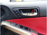 自社整備工場から板金工場、保険やローン等お車に関してはフルサポート!楽しいカーライフのお手伝いをぜひお任せください!自社板金工場・に加え、運輸支局認証工場にて、しっかり点検整備させて頂いております。
