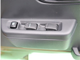 【車屋】として、長く車業界に従事した経験豊富なスタッフが多数在籍しております。