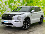 【中古車情報】三菱 アウトランダー PHEV 2.4 P 4WD  の中古車詳細（走行距離：4.6万km、カラー：ホワイトダイヤモンド、販売地域：福岡県糟屋郡粕屋町）