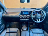 GLAクラス GLA200d 4マチック 4WD 本革シート