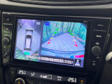 【アラウンドビューモニター】専用のカメラにより、上から見下ろしたような視点で360度クルマの周囲を確認することができます☆死角部分も確認しやすく、狭い場所での切り返しや駐車もスムーズに行えます。