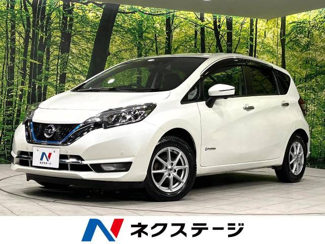 ノート 1.2 e-POWER メダリスト FOUR 4WD 