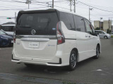 セレナ 1.2 e-POWER ハイウェイスター V 