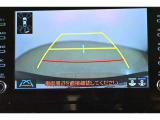 バックガイドモニターで、後方を確認しながら安心して駐車することができます。運転初心者も熟練者も必須の機能ですよ!