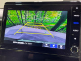 【バックカメラ】駐車時に後方がリアルタイム映像で確認できます。大型商業施設や立体駐車場での駐車時や、夜間のバック時に大活躍!運転スキルに関わらず、今や必須となった装備のひとつです!