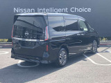 セレナ 2.0 ハイウェイスター V 