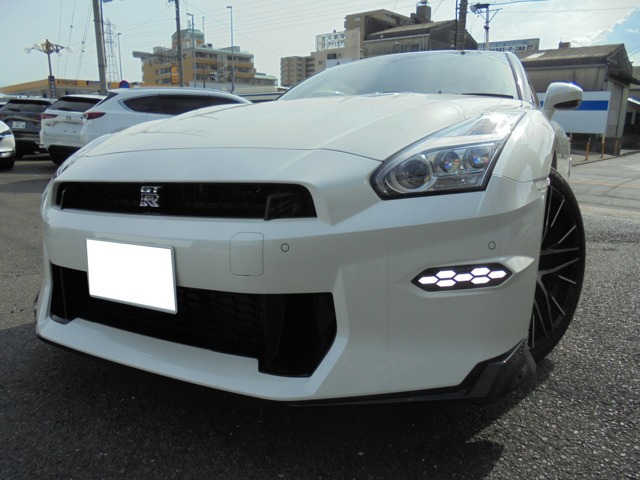GT-R 3.8 プレミアムエディション 4WD 