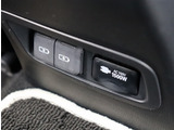 弊社でお車をご購入頂いたお客様は、一部車種を除いて【オイル交換永久無料】となっております。※詳細はスタッフまでお問合せ下さい。