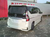 セレナ 1.2 e-POWER ハイウェイスター V 