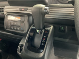 シンプルで使いやすいシフトノブ