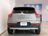 XC40 B4 モメンタム 