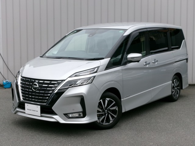 セレナ 2.0 ハイウェイスター V 