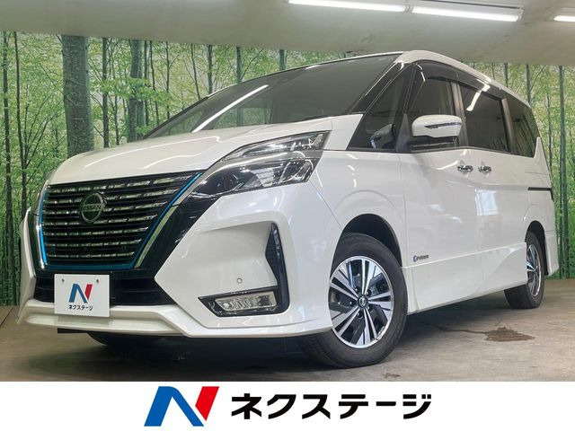セレナ 1.2 e-POWER ハイウェイスター V 