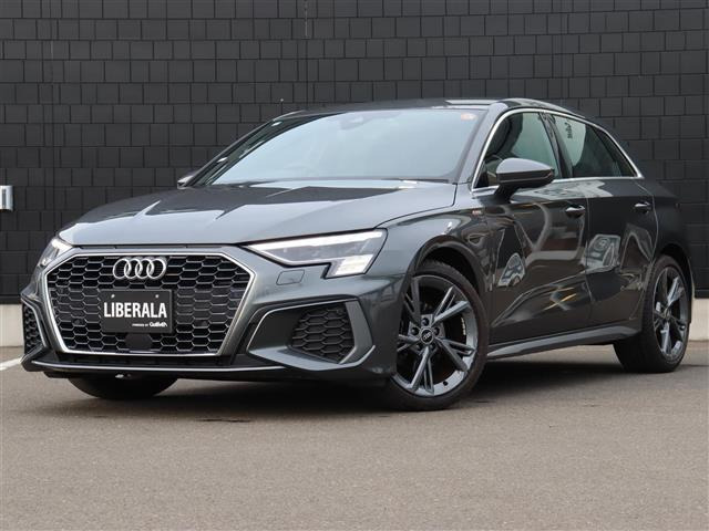A3セダン 30 TFSI Sライン 本革シート 修復歴無し