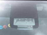 【トヨタセーフティセンス】走行中に前方の車両等を認識し、衝突しそうな時は警報とブレーキで衝突回避と被害軽減をアシスト。より安全にドライブをお楽しみいただけます。