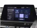 お車選びをお楽しみ頂けるよう、在庫車の展示スペースを十分に確保しております。