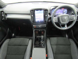 XC40 ウルトラ B4 AWD ダークエディション 4WD 