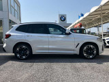 ★BMWエマージェンシーサービス:24時間、様々なトラブルの応急処置のアドバイス、出張修理やレッカー手配、お客様の交通手段やホテルの確保、そして場合によっては、その費用までをも負担するというサービスで