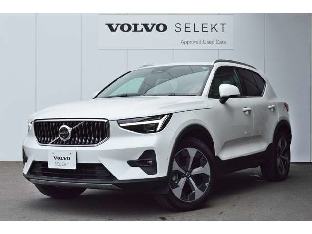 XC40 ウルトラ B4 AWD 4WD 