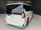 セレナ 2.0 ハイウェイスター V 