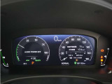 10.2インチデジタルグラフィックメーターで、速度表示やHonda SENSING作動表示などを、分かりやすく表示 見やすさを追求したメーターです。