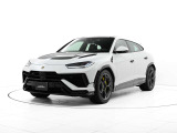 ウルス ペルフォルマンテ 4WD 