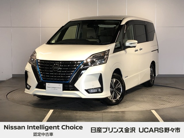 セレナ 1.2 e-POWER ハイウェイスター V 