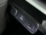 助手席も極端な使用感などなく綺麗な状態です!匂いなど気になる方は是非ご来店ください!!