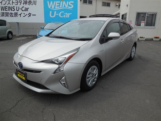 プリウス 1.8 S セーフティ プラス 