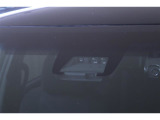 Toyota Safety Sence は事故への回避や衝突被害の軽減などお客様の安全をサポートしてくれます。詳細はスタッフまでお問い合わせください