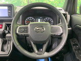 【純正革巻きステアリング】上質な革を使用することで、手にしっかり馴染みとても運転しやすいハンドルです♪