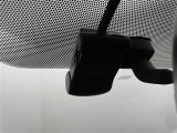 【ドライブレコーダー】映像・音声などの運転中の記録を残します。事故などを起こした起こされた時の証拠になりえますので、もしも時でも安心ですね。