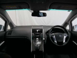 見通しのよいすっきりとした視界で、誰でも運転しやすいです。運転のしやすさは疲れにくさにも繋がりますよ♪