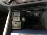 運転席助手席シートヒーター装備(^^♪