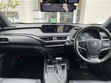 UX 200 バージョンC 本革シート 修復歴無し