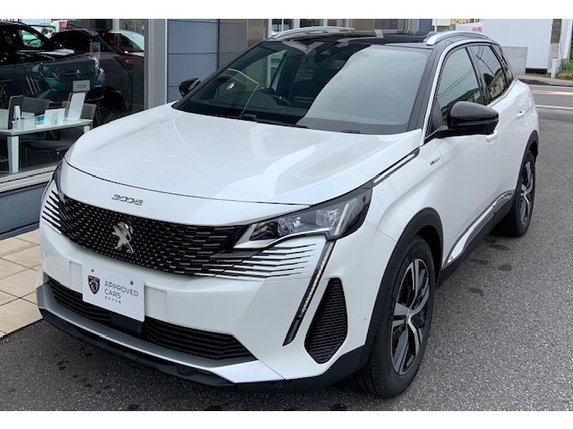 3008 GT ハイブリッド4 4WD 